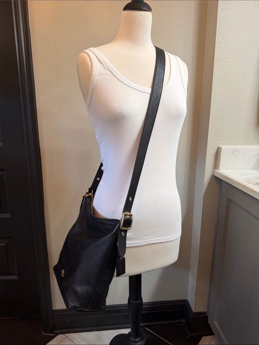 Coach Black Pebbled Leather Crossbody Shoulder Bag - Picture 3 of 6